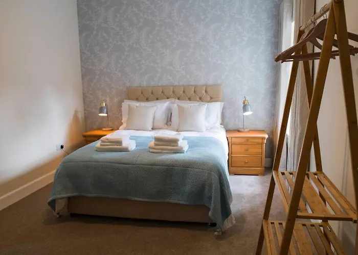 Stunning Edinburgh 1820S Stables Converted Studio